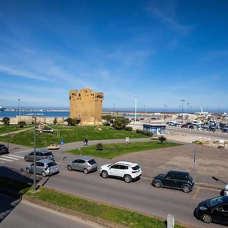 Ferienwohnung Ad Un Passo Dal Molo Porto Torres Exterior foto